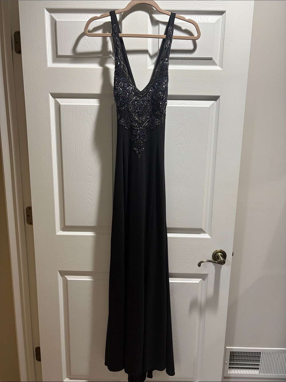 Niki Livas Black Embellished Maxi Dress Like New. Size 6